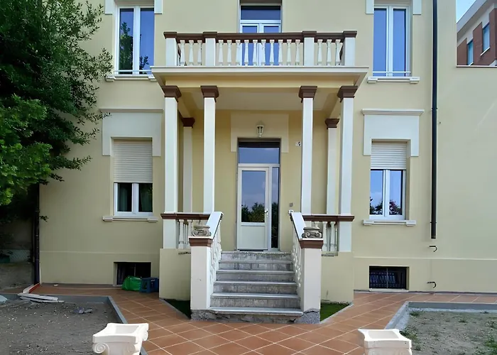 Pensionat Domus 44 Verona