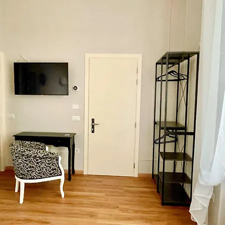 Domus 44 Πανσιόν 3*