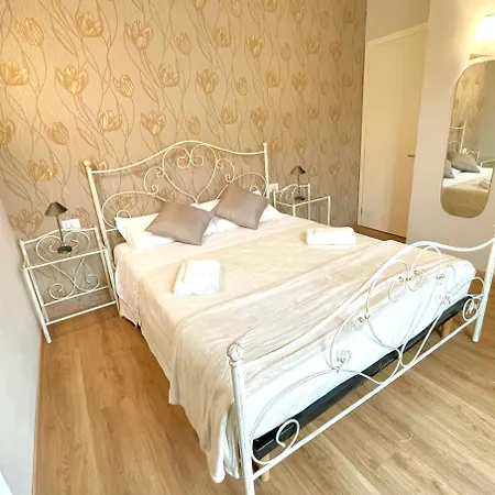 Domus 44 Guest house